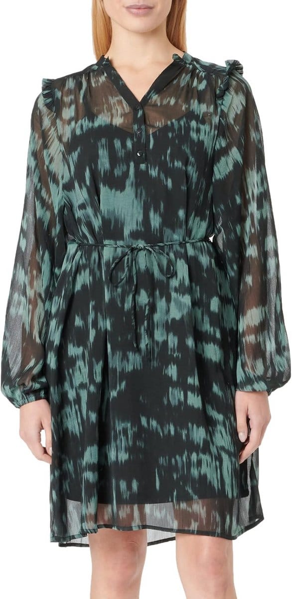 Elegante Damesjurk met Batikprint en Chiffon