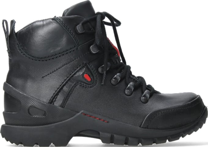 Wolky Hoge veterschoenen City Tracker WP zwart leer