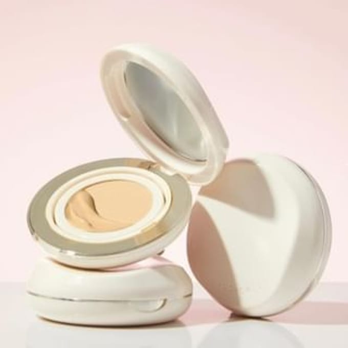 Judydoll - Moisturizing Cushion Foundation - 4 Colors #N10 Cool Fair Skin - 14g