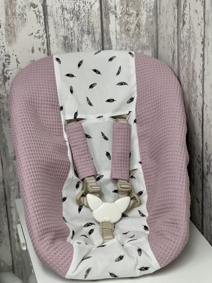 Stokke newborn hoes oud roze kleine veertjes