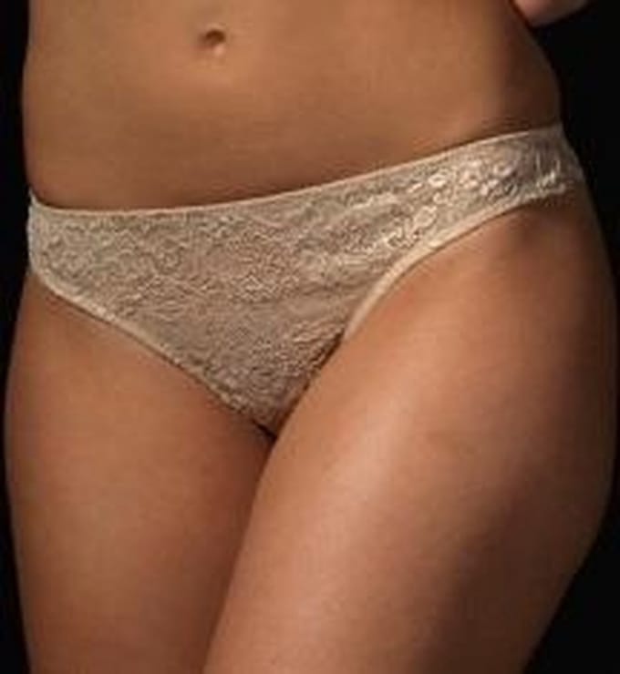 After Eden Basics All Over Lace Ivoor - String Maat: S