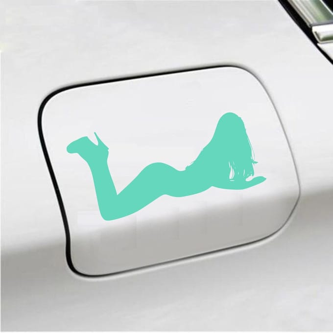Bumpersticker - Liggende Dame - 8 X 17 - Mint
