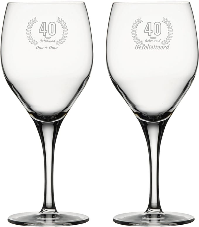 Gegraveerde set rode wijnglazen 42,5cl Opa + Oma 40 jaar getrouwd
