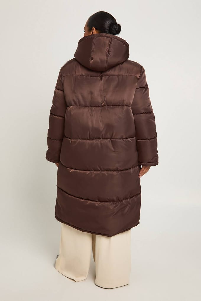 boohoo Dames Plus Lange Puffer Jas | Chocoladebruin | Maat: 46