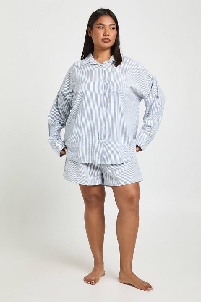 boohoo Dames Plus Geweven Gestreepte Wapperende Shorts | Blauw | Maat: 46