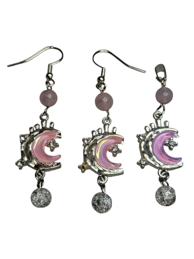 oorbellen set maan, rozenkwarts en iris bergkristal met gratis hanger.