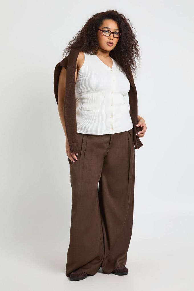 boohoo Dames Plus Maat Geribbeld Gebreid Vest | Creme | Maat: 44-46