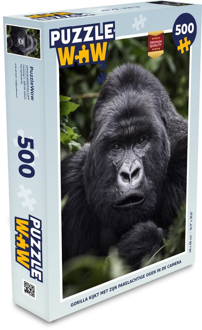 Puzzel Gorilla kijkt met zijn parelachtige ogen in de camera - Legpuzzel - Puzzel 500 stukjes