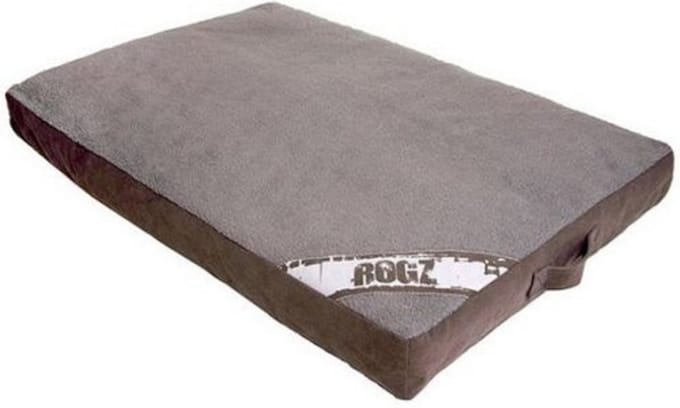 Rogz. Comfortabel en afritsbaar benchkussen. 69x48 cm. Voor benches van 76 lang.