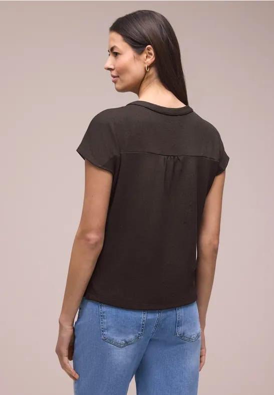 Shirt met gespleten hals in gebreide look