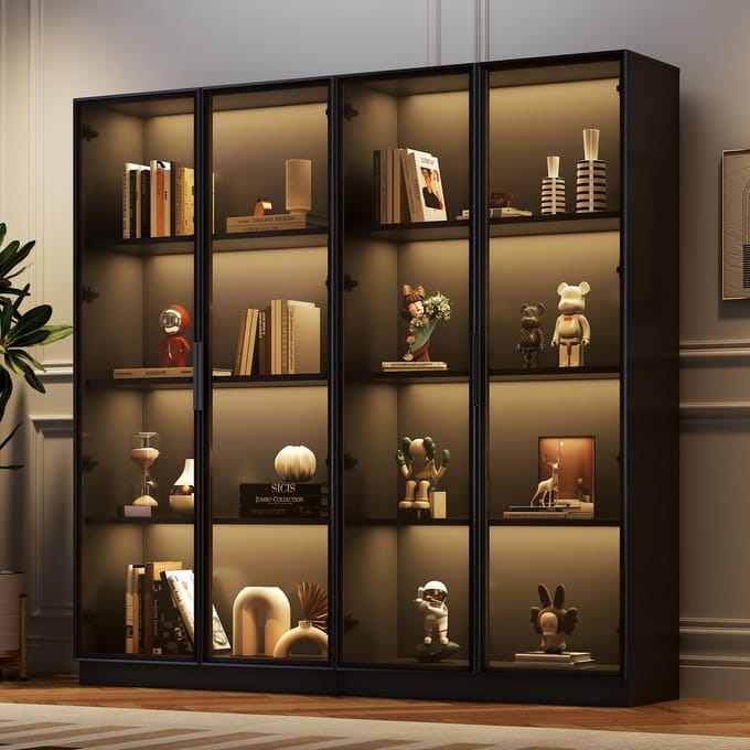 Vitrinekast - Hoge Kast - Met LED en App-bediening - 4 Deuren met Verstelbare Planken - Glas - Transparant