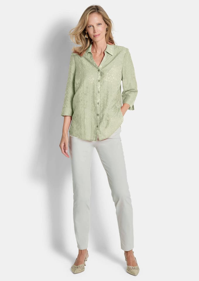 Blouse van lichte etskant - salie - Gr. 52 van Goldner Fashion