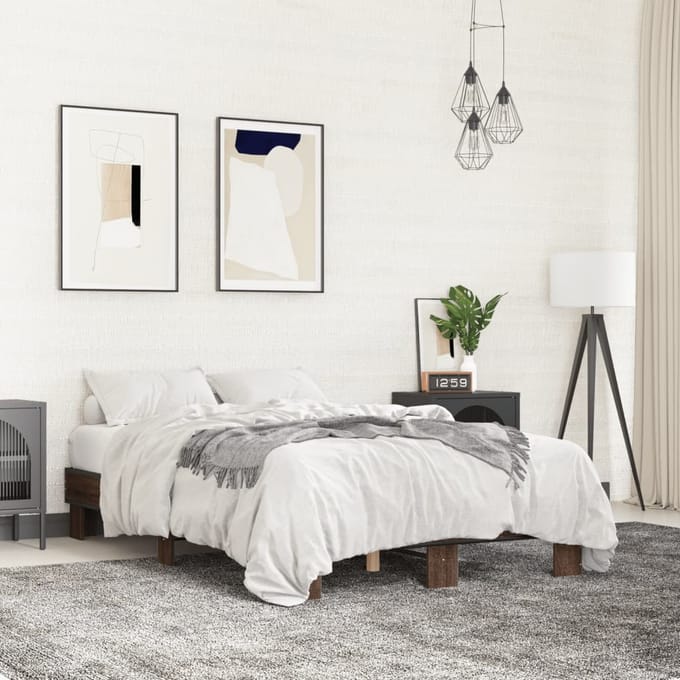 vidaXL - Bedframe - bewerkt - hout - metaal - bruin - eikenkleur - 135x190 - cm