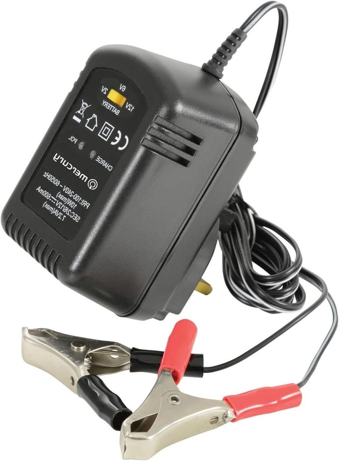 Batterijlader - Acculader - Loodzuur Accu's - 3 Spanningen Selecteerbaar - 8.2 x 5.6 x 8 cm - Grijs