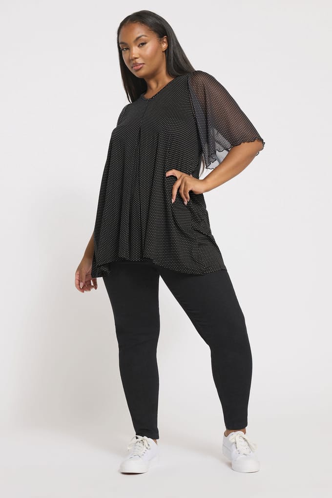 Yours Zwarte Top Met Mesh Mouwen En Polka Dots Size 44