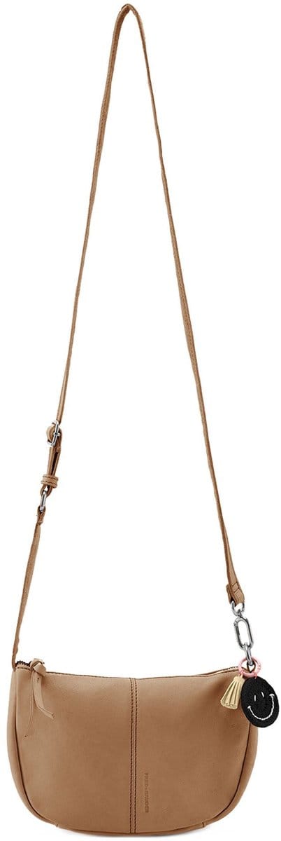 FREDsBRUDER Leren Schoudertas Take A Smile Halfmoon Bag Milk Coffee Lichtbruin