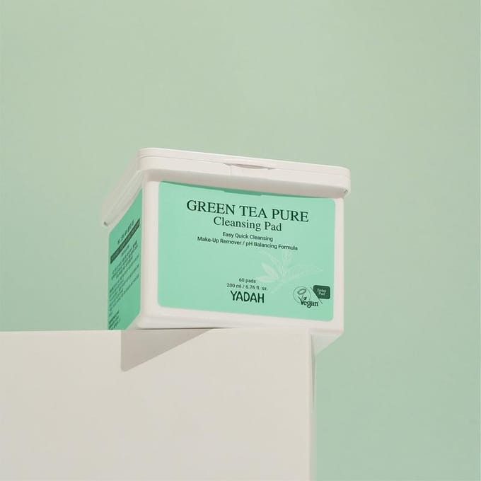 [YADAH] Green Tea Pure Cleansing Pad 200ml 60EA blue
