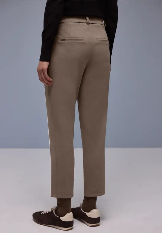 Broek met banddetail