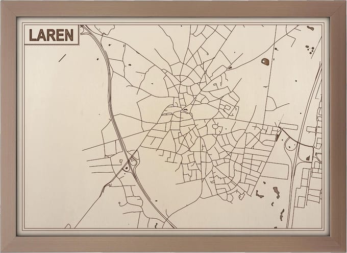 Decoratief Beeld - Houten Van Laren - Hout - Bekroned - Bruin - 21 X 30 Cm