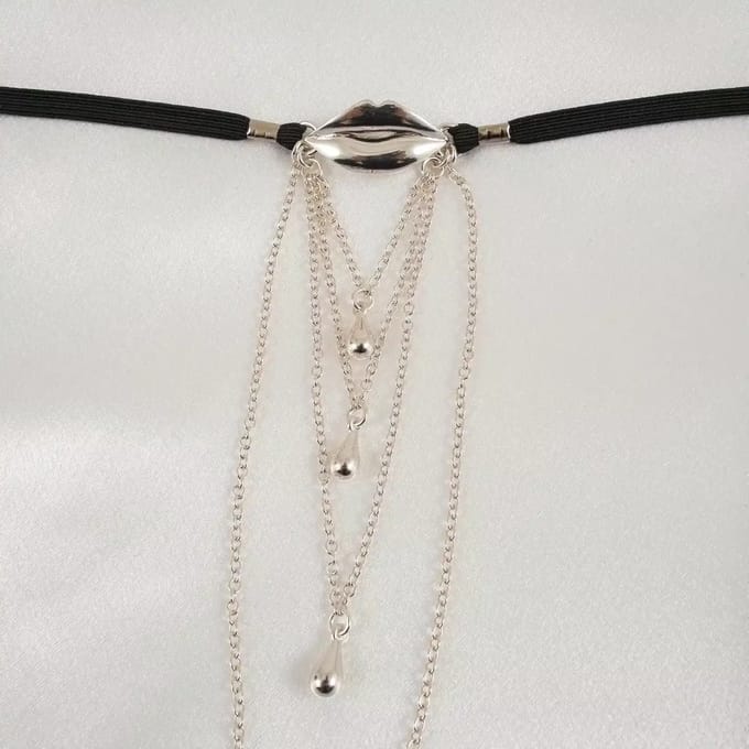 Sylvie Monthulé | G-String and Vaginal Jewelry | Kiss size 40 size 40