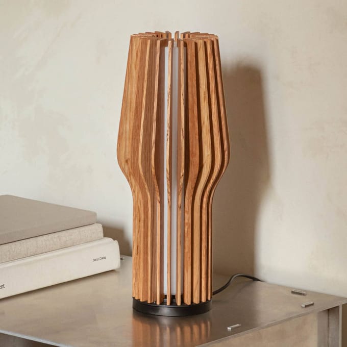 PLEASE WAIT to be SEATED Acculamp RADIANT Licht hout 10 cm