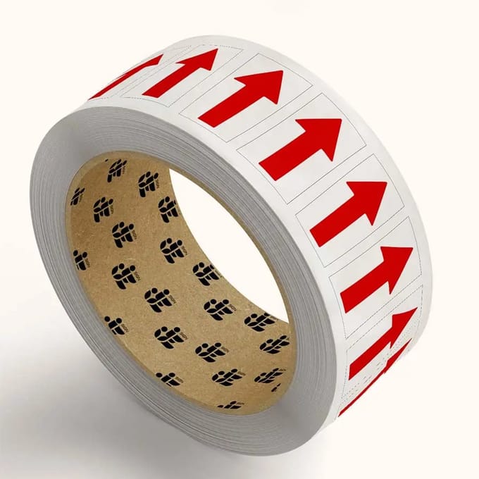 Pijl stickers op rol - rood wit | 4 x 2 cm - 583 stickers per rol