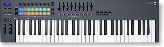 Novation Launchkey 61 MK4 - MIDI Keyboard Controller - 61 Semi-Gewogen Toetsen - 5 Octaven - 16 FSR Drumpad - 9 Faders - 8 Encoders - OLED Display - USB-C - 5-Pins MIDI