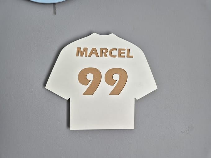 Moliland Serie - MDF Wanddecoratie - Voetbalshirt - Personaliseerbaar