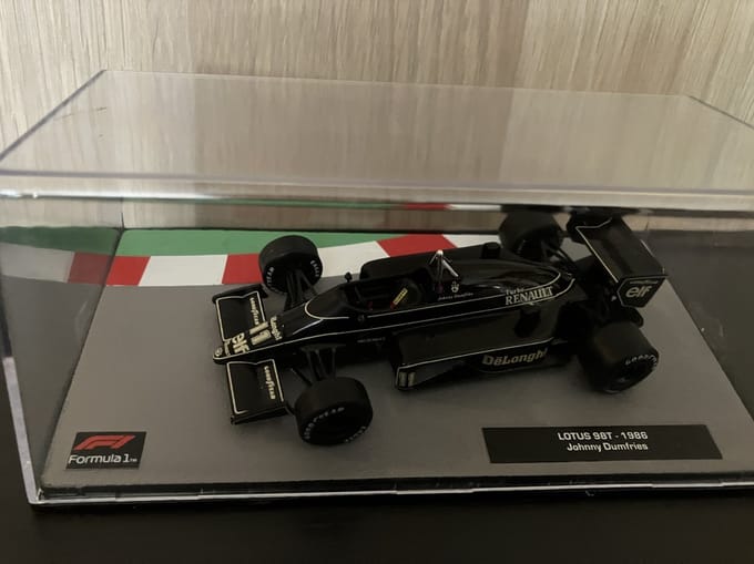 Lotus 98T - Johnny Dumfries - 1986 - Atlas 1:43