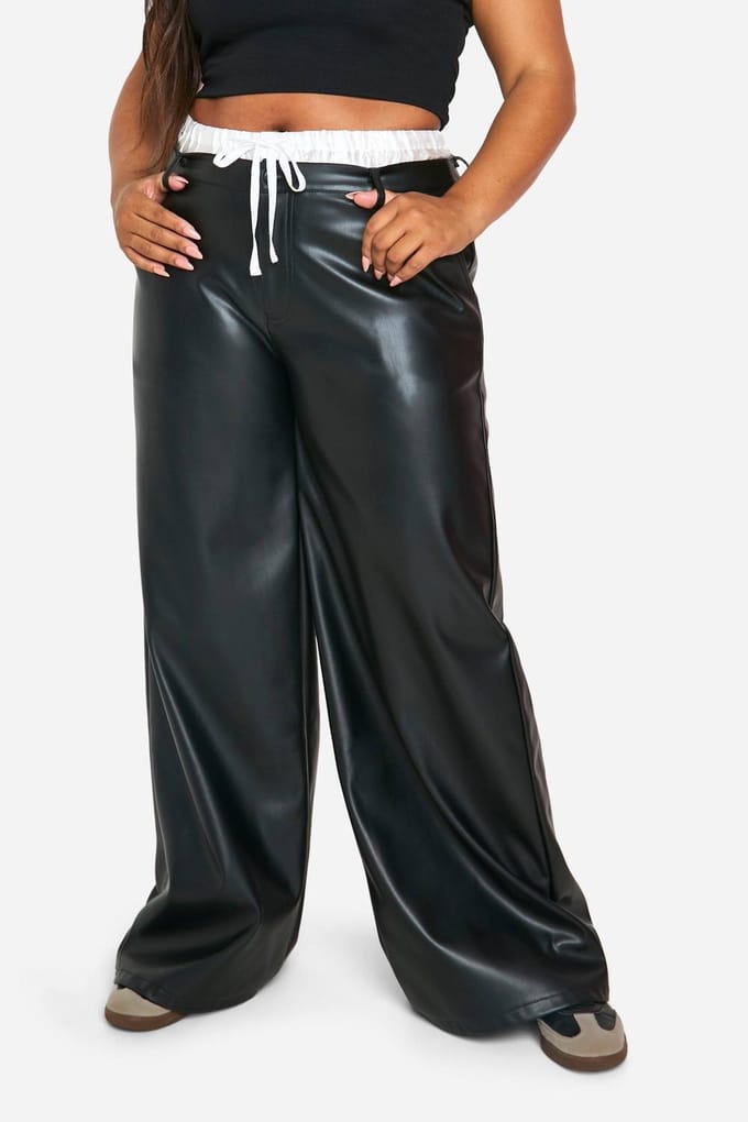 boohoo Dames Plus Satin Boxers met Tailleband en Wijde Pijpen | Black | Maat: 26