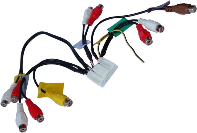 RCA Adapterkabel 24 PIN voor Autoradio Aansluiting op Versterker en Camera