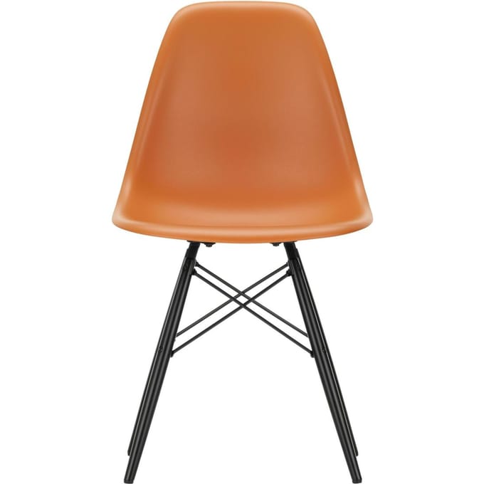 Vitra - DSW Eames Plastic Sidechair - roestoranje RE - esdoorn zwart