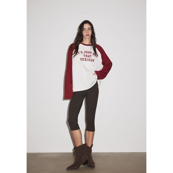 Stradivarius T-shirt met lange raglanmouwen en print  Donkerrood M