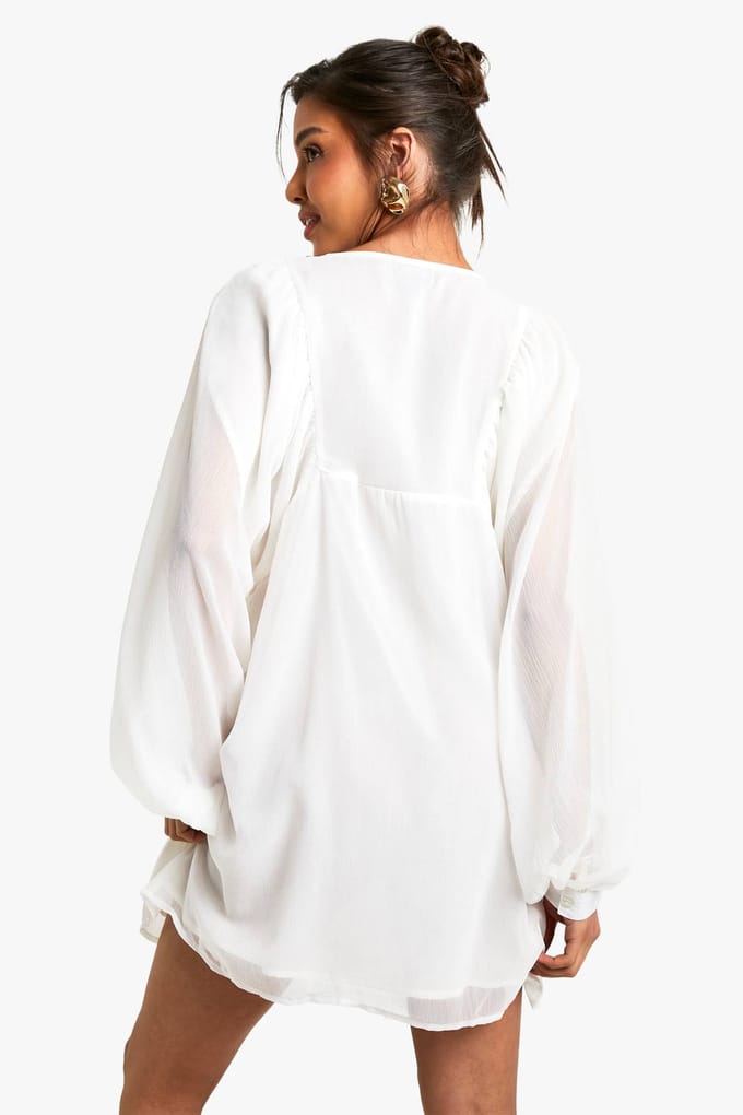 boohoo Dames Crinkle Chiffon Smock Jurk | Creme | Maat: 38