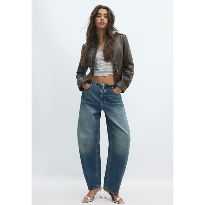 Stradivarius Getailleerde blazer met leereffect en gegraveerde knopen  Kaki M