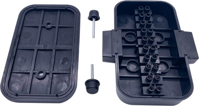 Kabeldoos - 4 ingangen - 10 pins - 122 x 70mm