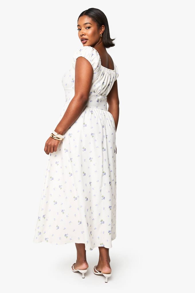 boohoo Dames PLUS BENGALINE DITSY MIDI SKATER JURK | Ivoor | Maat: 54