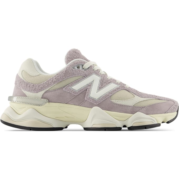 New Balance 9060 - Sneakers - Unisex - Truffle Salt