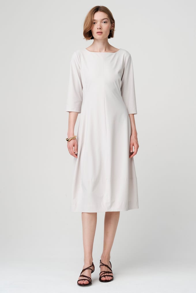 Asola structure tech jersey dress | Sand - Sand / S