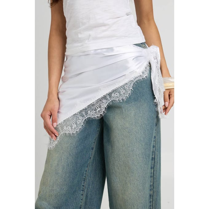 boohoo Dames Satijnen Sjaal Met Kanten Rand | Wit