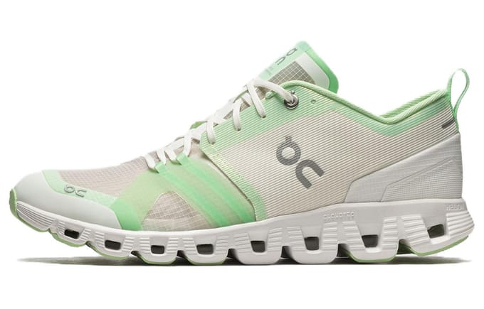 On Cloud X Shift Duurzame Low-Top Hardloopschoenen Dames sneaker Lichtgroen 38.98938 36.5 gray