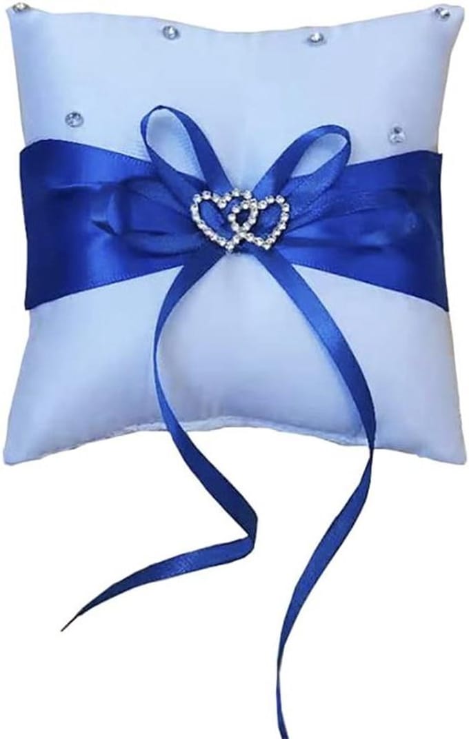 Bruidskussen Ring - Trouwaccessoire - Bruiloft Ceremonie - Romantisch Hart Design - 13x13cm - Wit