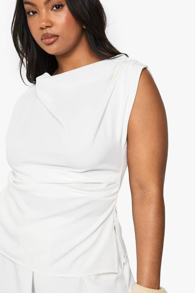 boohoo Dames PLUS COWL VOOR ASYMmetrische TOP | Wit | Maat: 44