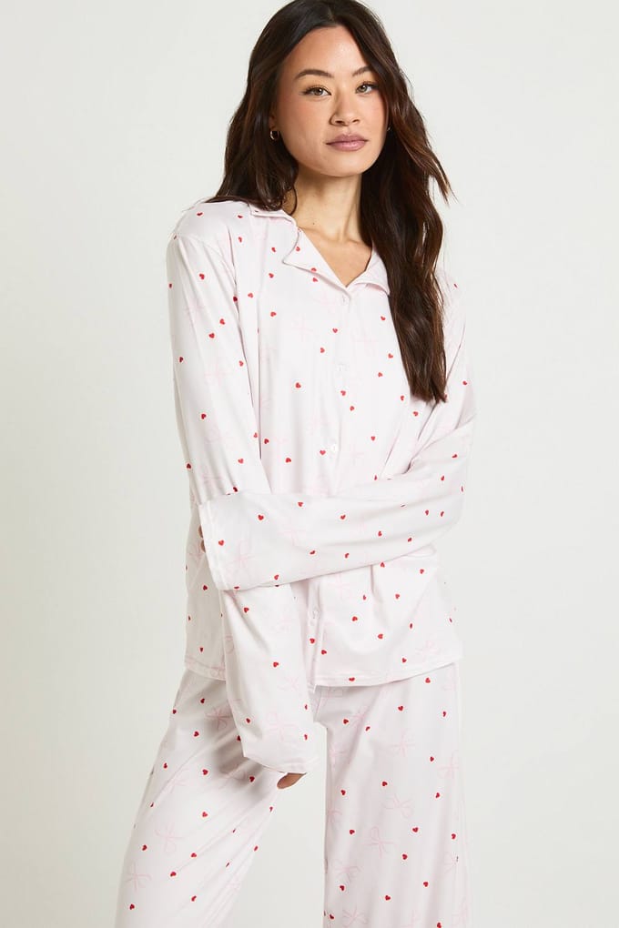 boohoo Dames Tall Bow & Hartprint Lange Mouw Top & Broek Pyjama Set | Lichtroze | Maat: 38