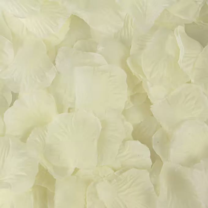 Scoby - Rozenblaadjes - Nep Rozenblaadjes - Romantisch Accessoire - 200 Stuks - Crème