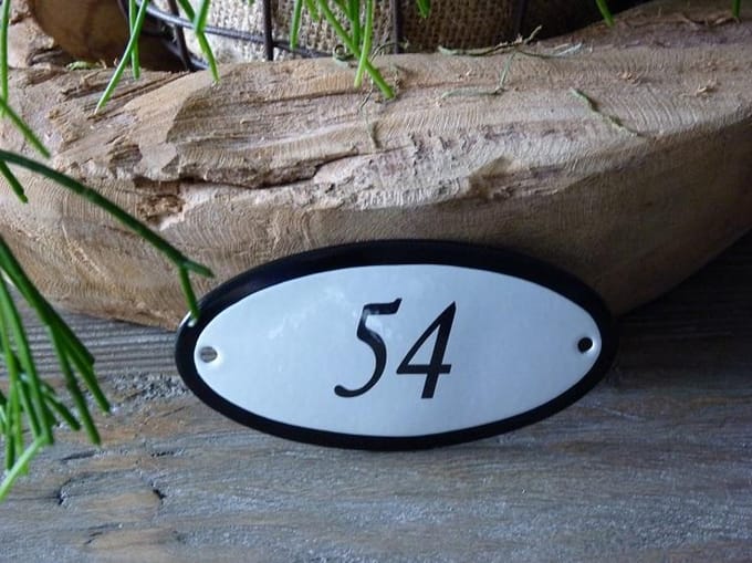 Emaille huisnummer 10x5 wit nr. 54