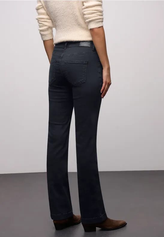 Bootcut jeans