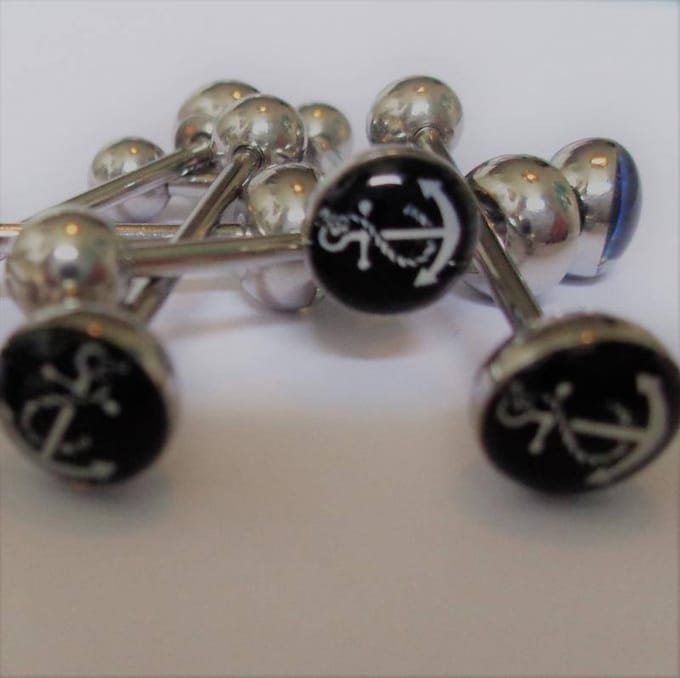 Aramat Jewels - Tongpiercing - Stalen tongpiercing - Anker design