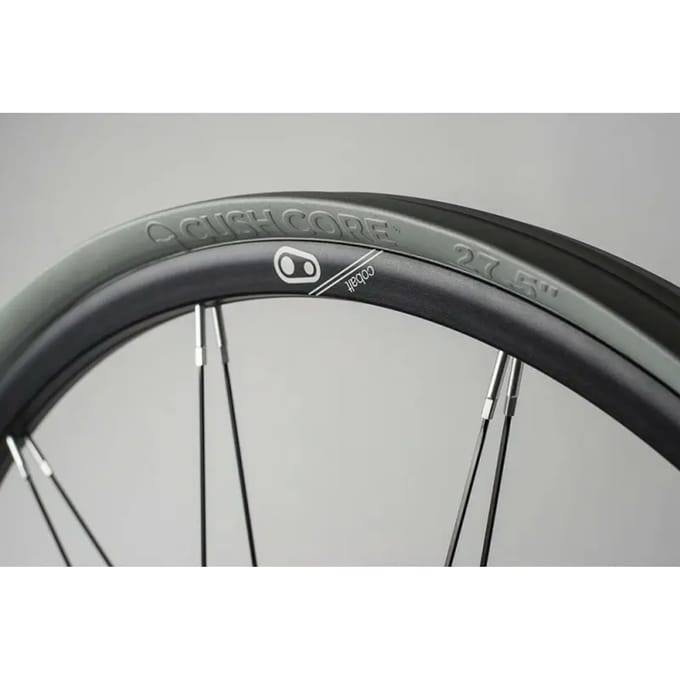 Schuim door de eenheid, met klep CushCore pro - 27.5"
