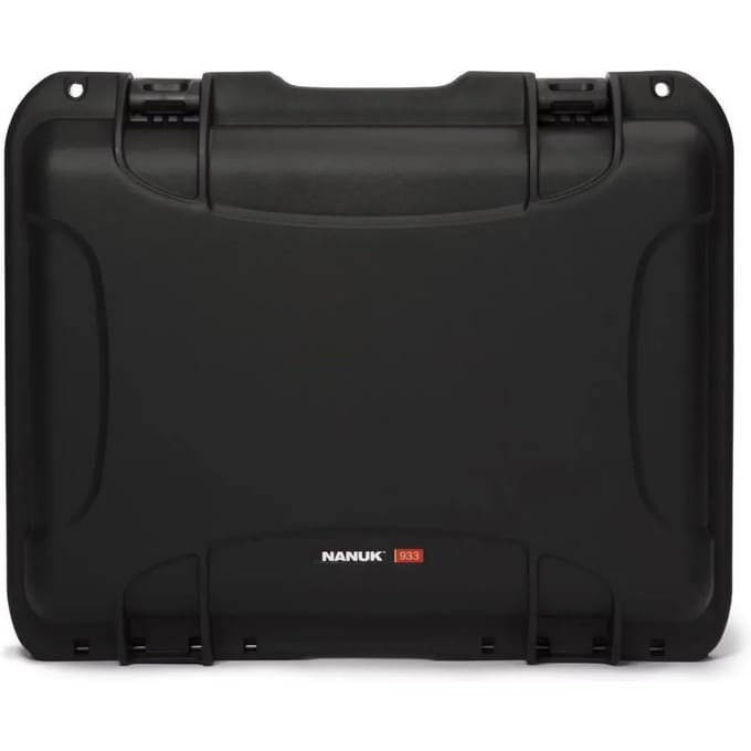 Nanuk 933 Case w/padded divider - Black